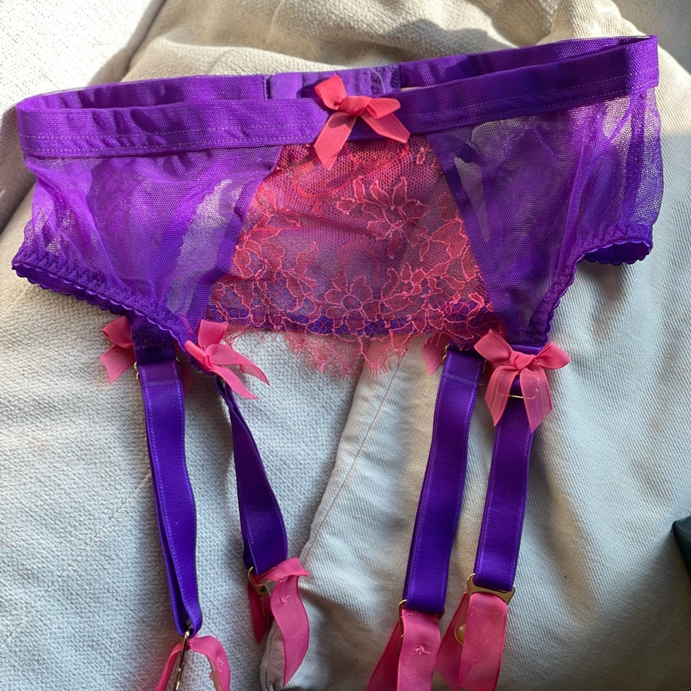 Super stunning Agent Provocateur Lace Suspender Belt in Purple and Pink!